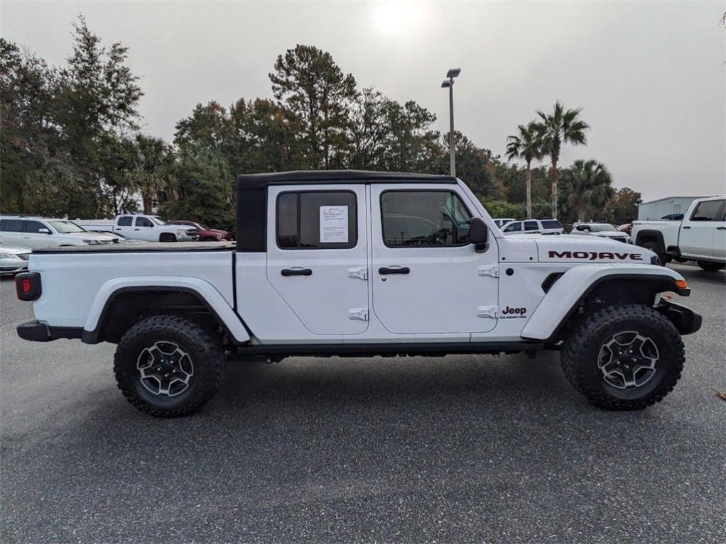 used 2022 Jeep Gladiator car, priced at $35,389