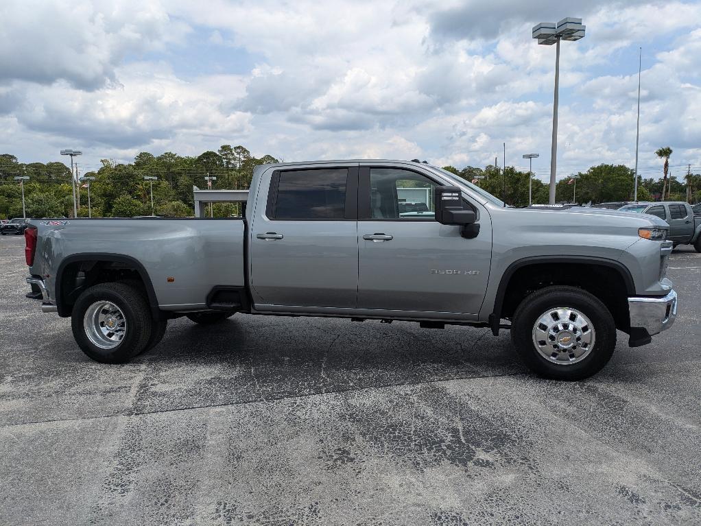 new 2025 Chevrolet Silverado 3500 car, priced at $73,075