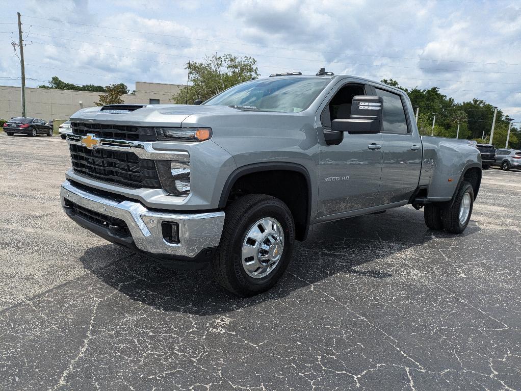 new 2025 Chevrolet Silverado 3500 car, priced at $73,075
