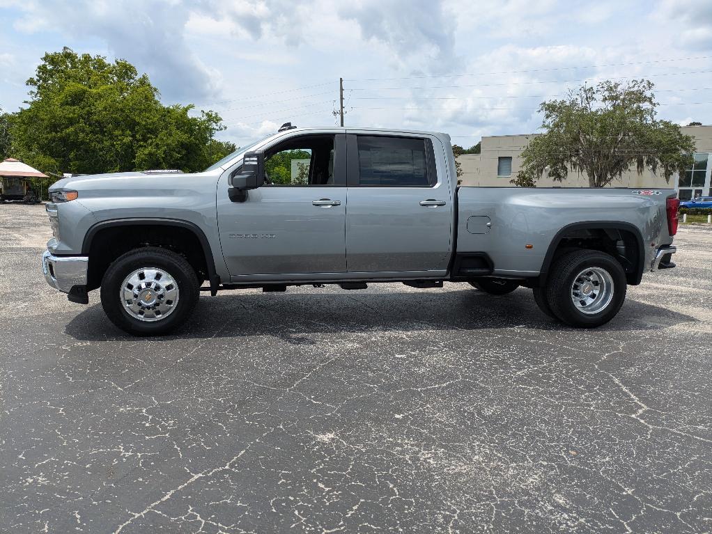 new 2025 Chevrolet Silverado 3500 car, priced at $73,075