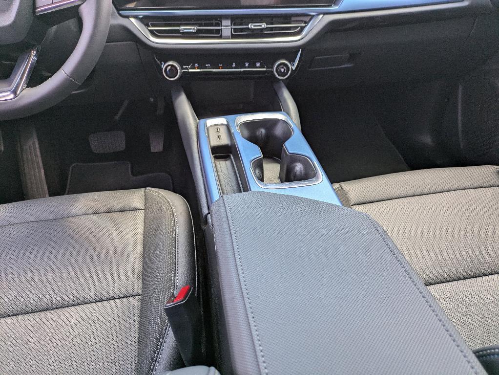 new 2025 Chevrolet Equinox EV car, priced at $36,390