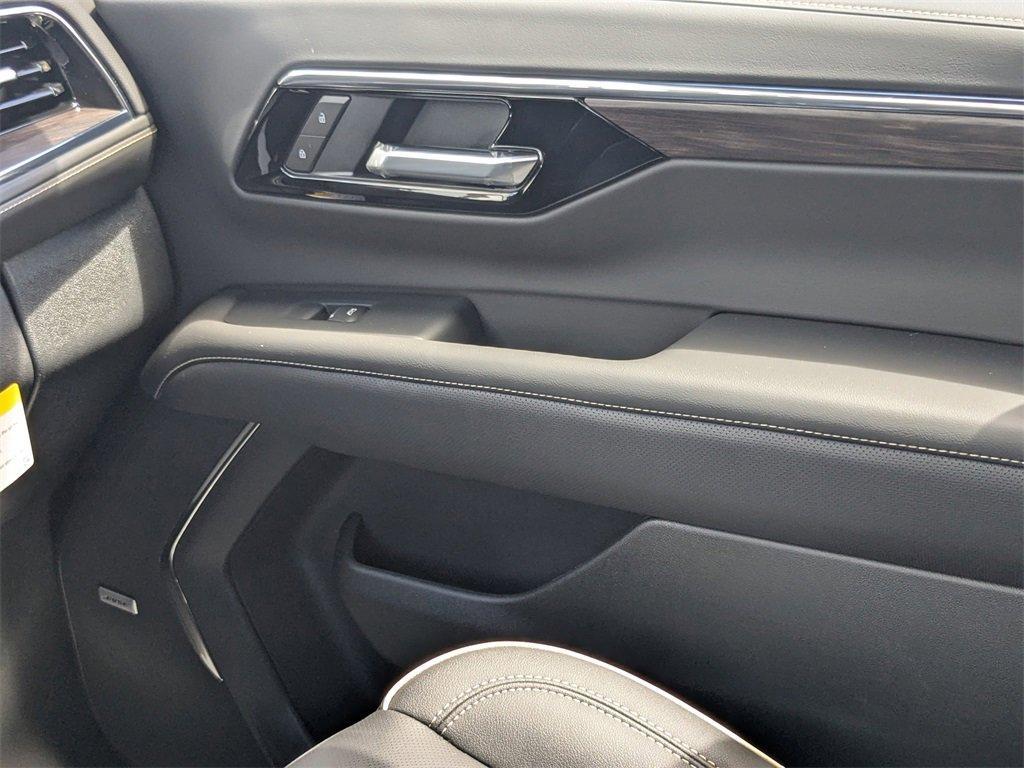 new 2025 Chevrolet Suburban car, priced at $81,694