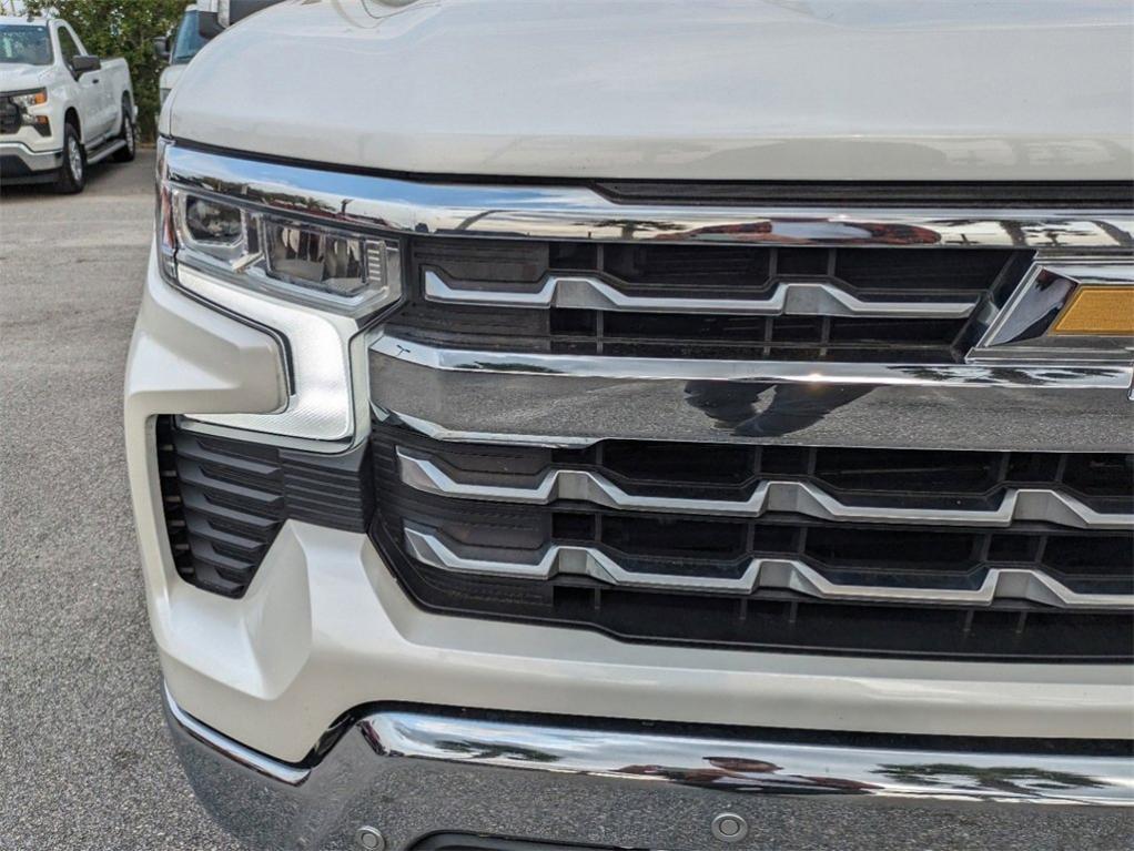 used 2022 Chevrolet Silverado 1500 car, priced at $47,689