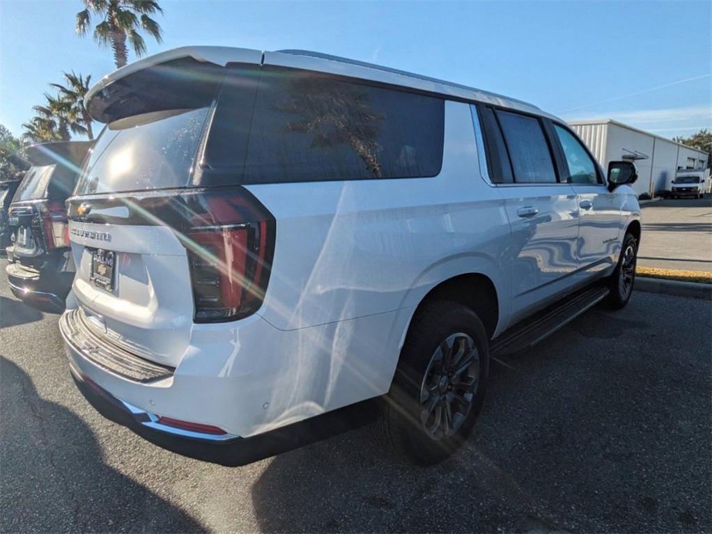 new 2025 Chevrolet Suburban car, priced at $63,869