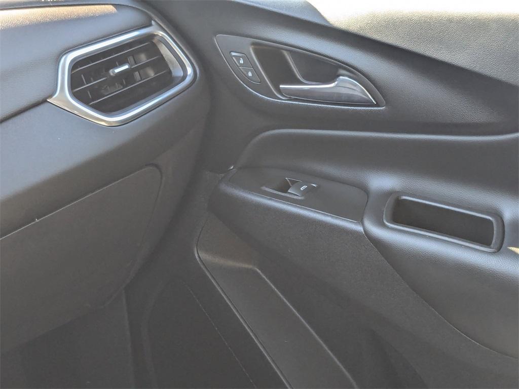 used 2022 Chevrolet Equinox car, priced at $22,789