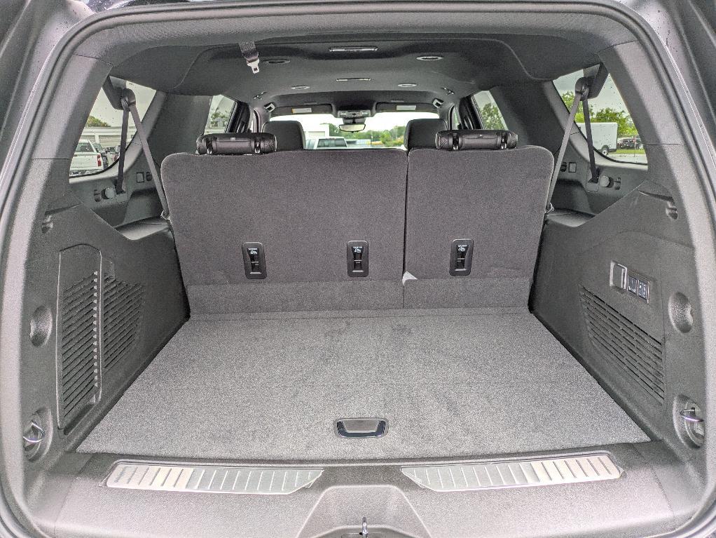 new 2025 Chevrolet Suburban car, priced at $81,495