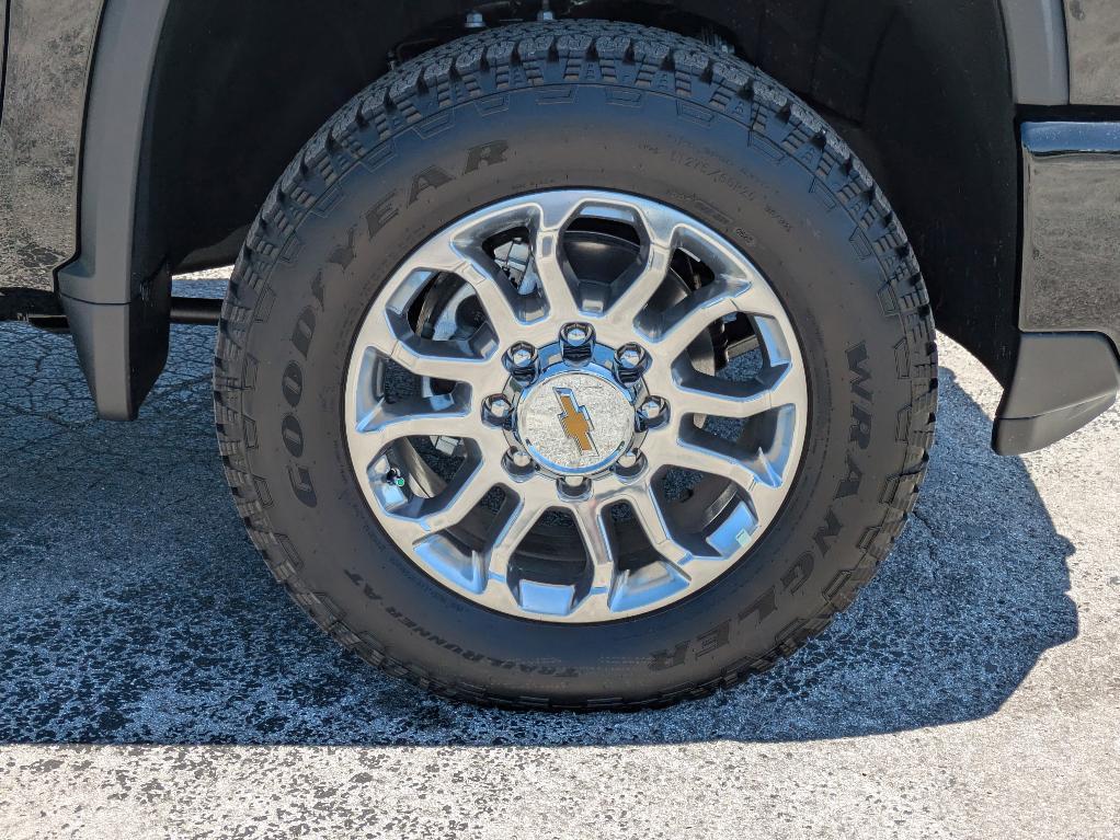 new 2025 Chevrolet Silverado 2500 car, priced at $70,530