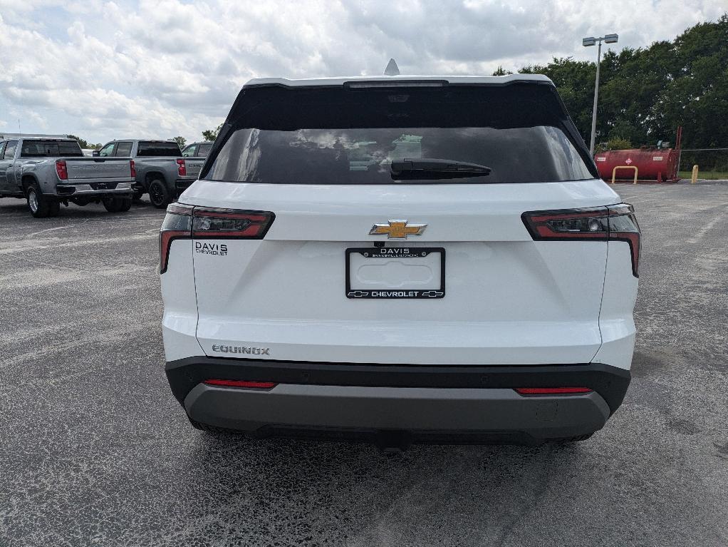 new 2026 Chevrolet Equinox car, priced at $31,490