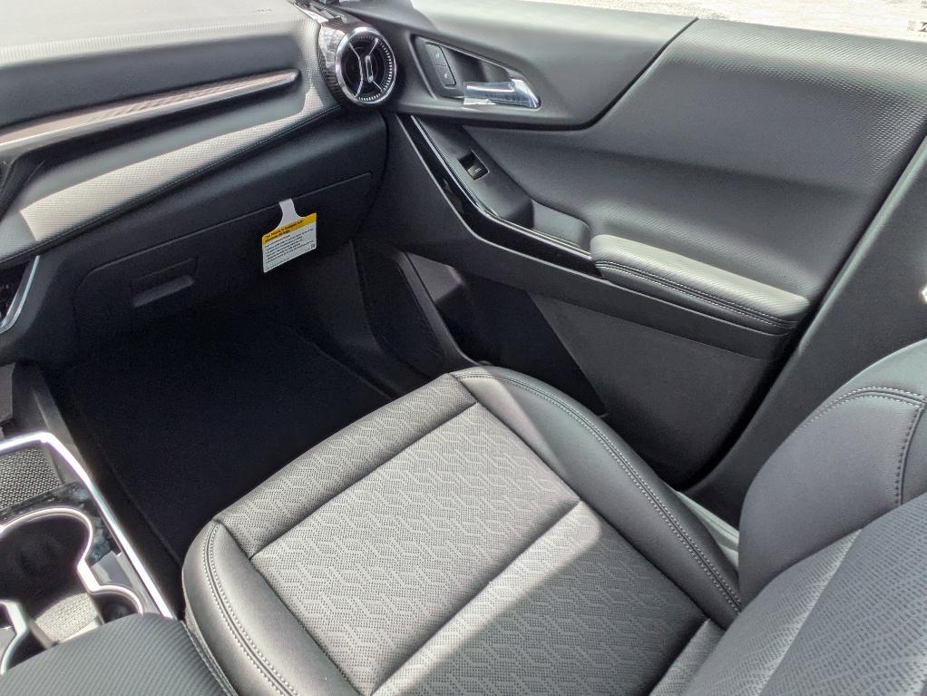 new 2026 Chevrolet Equinox car, priced at $31,490