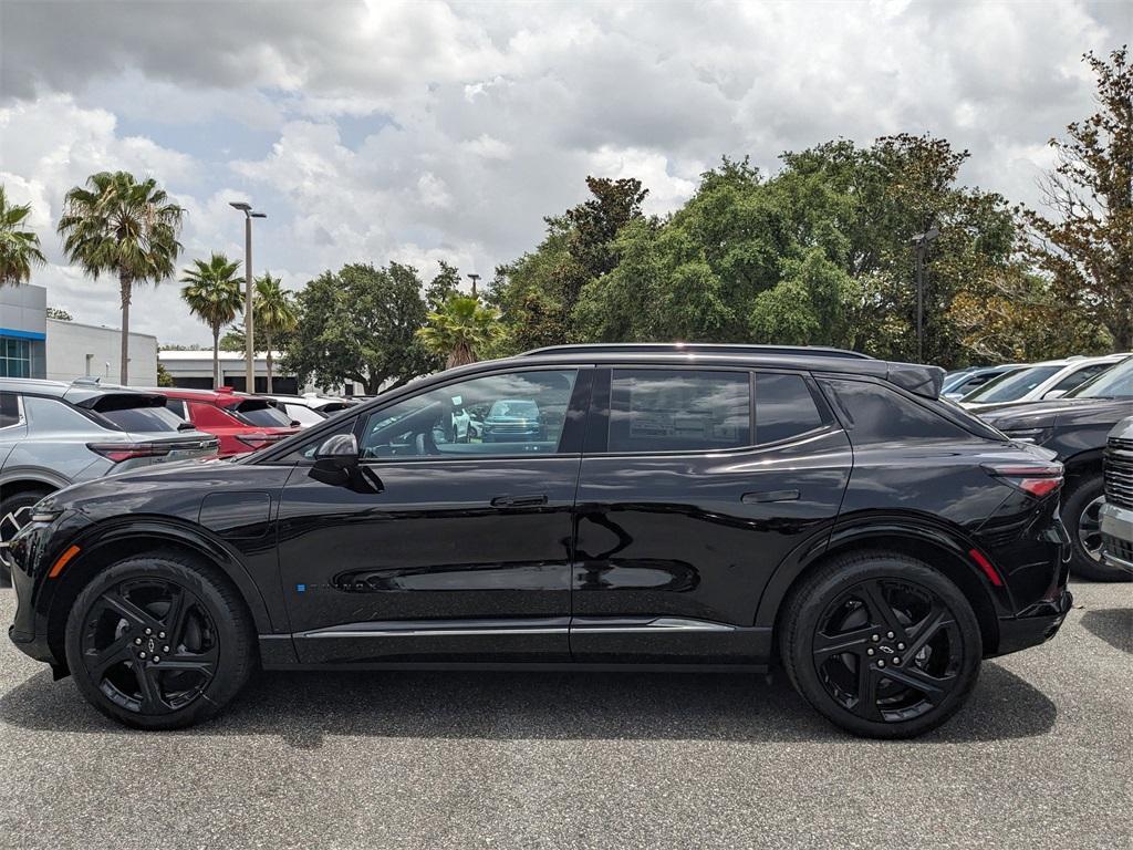 new 2025 Chevrolet Equinox EV car, priced at $35,090