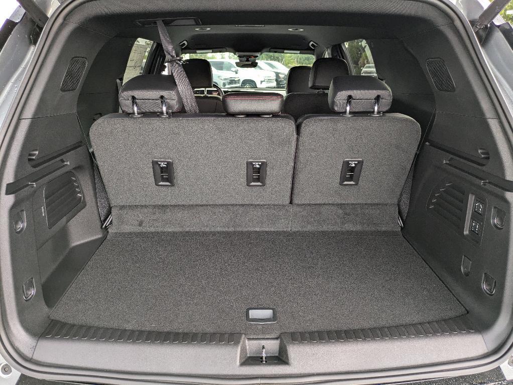 new 2025 Chevrolet Traverse car, priced at $53,460