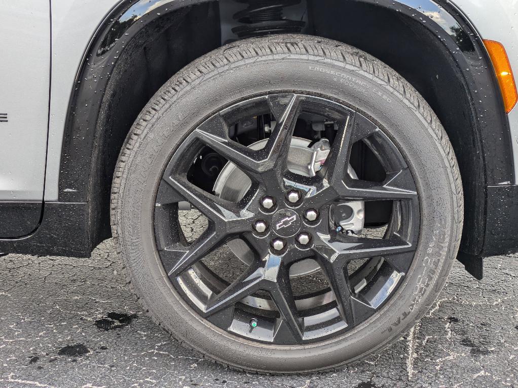 new 2025 Chevrolet Traverse car, priced at $53,460
