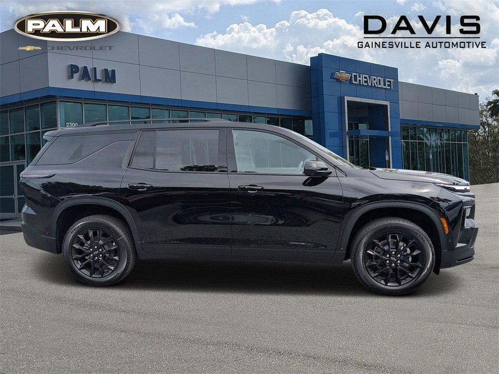 new 2025 Chevrolet Traverse car, priced at $49,265