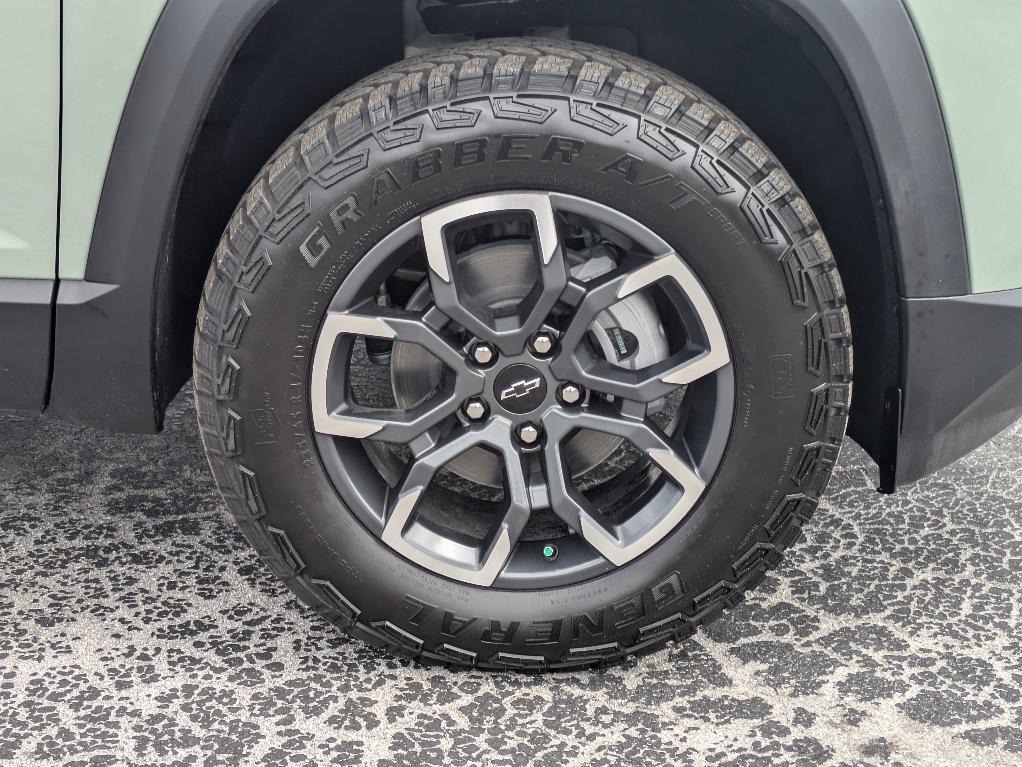 new 2026 Chevrolet Equinox car, priced at $34,895
