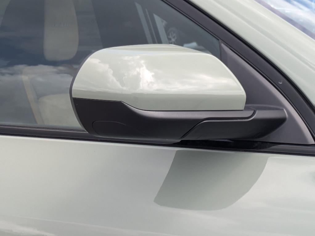new 2026 Chevrolet Equinox car, priced at $34,895