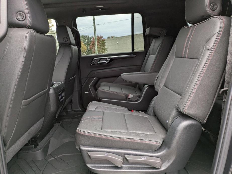 new 2025 Chevrolet Suburban car, priced at $76,399