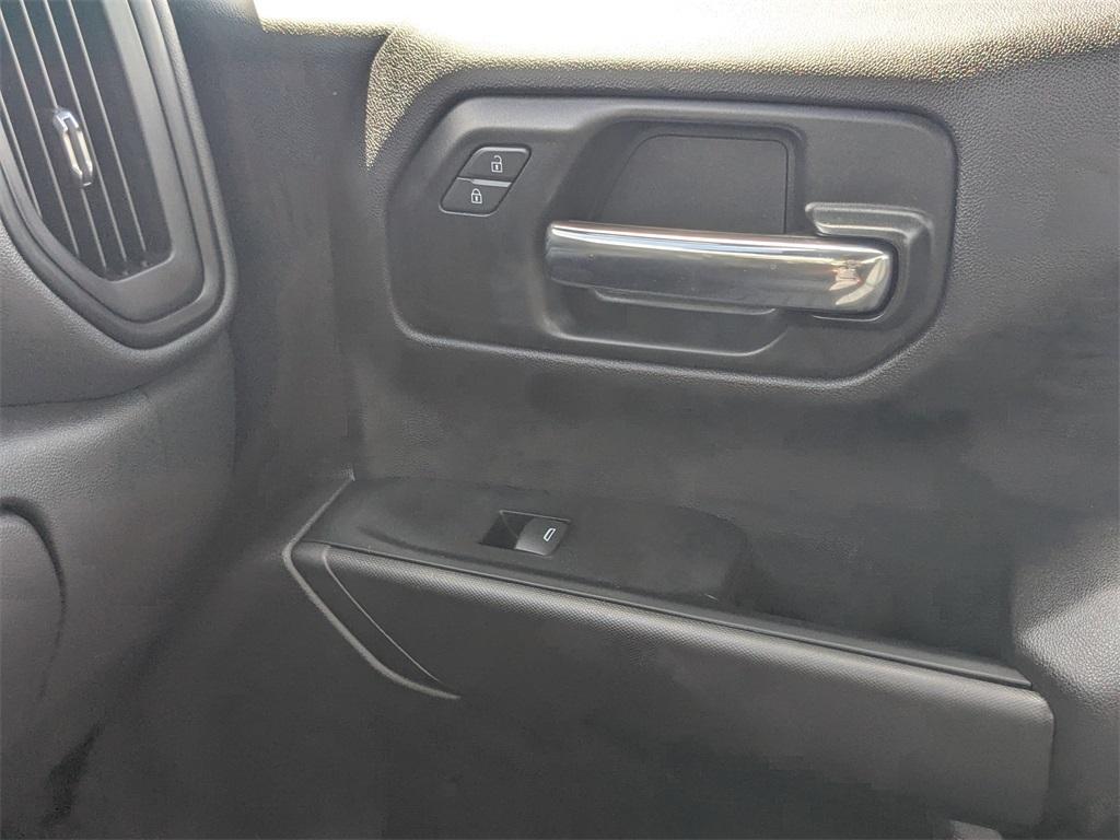 used 2024 Chevrolet Silverado 1500 car, priced at $25,989