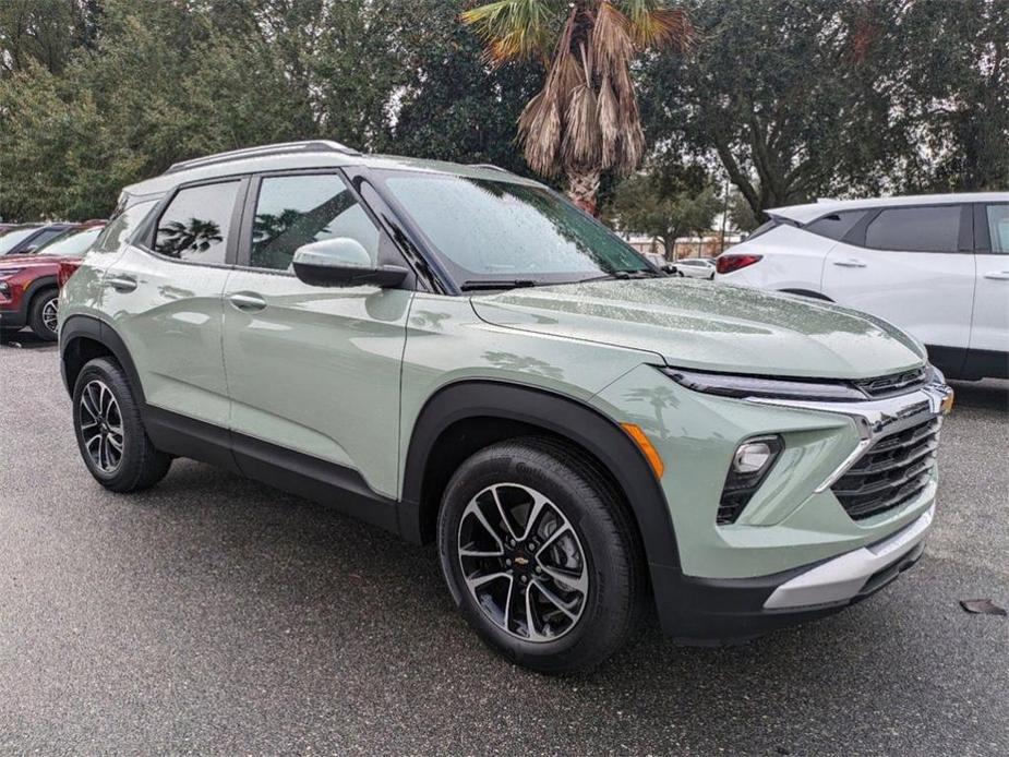 new 2025 Chevrolet TrailBlazer car, priced at $25,885