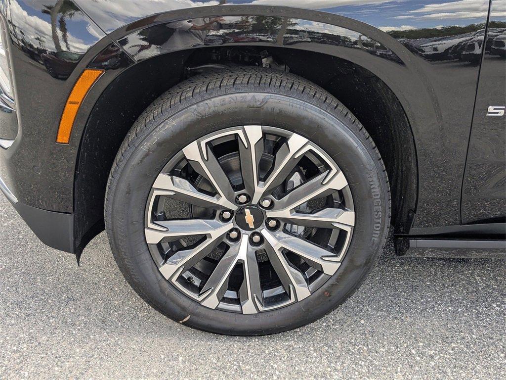 new 2025 Chevrolet Suburban car, priced at $82,500