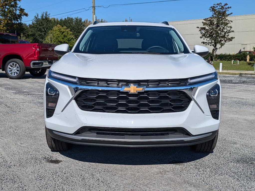new 2025 Chevrolet Trax car, priced at $25,380