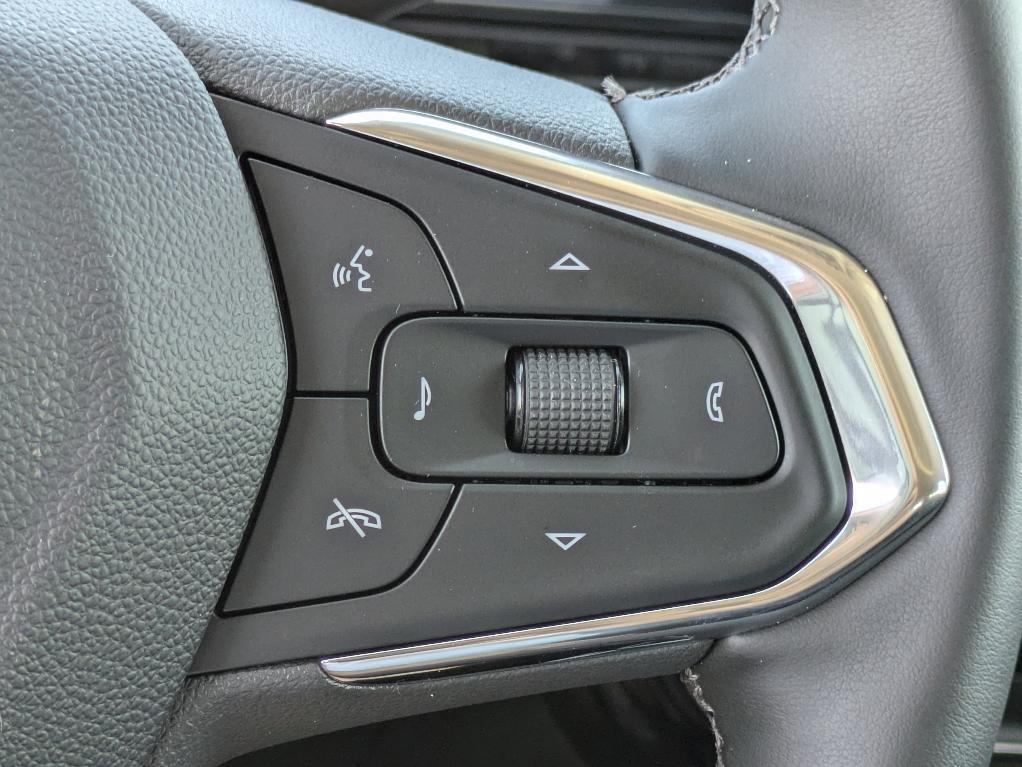 new 2025 Chevrolet Trax car, priced at $25,380