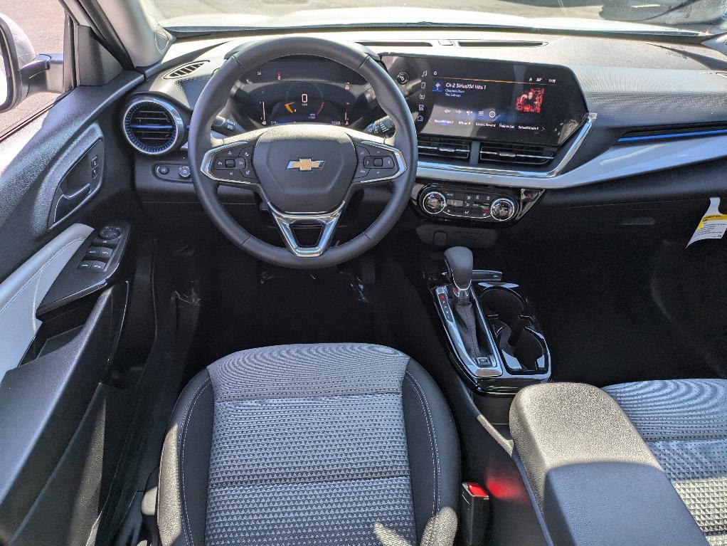 new 2025 Chevrolet Trax car, priced at $25,380