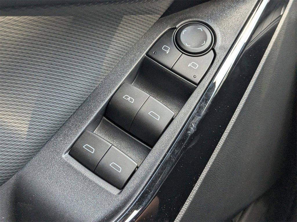 new 2026 Chevrolet Equinox car, priced at $31,305