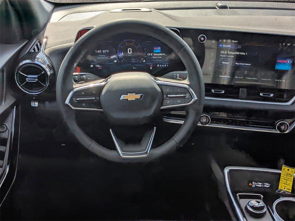new 2026 Chevrolet Equinox car, priced at $31,305