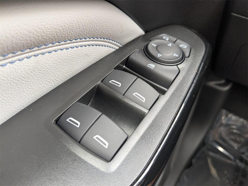 used 2025 Chevrolet Trax car, priced at $22,689