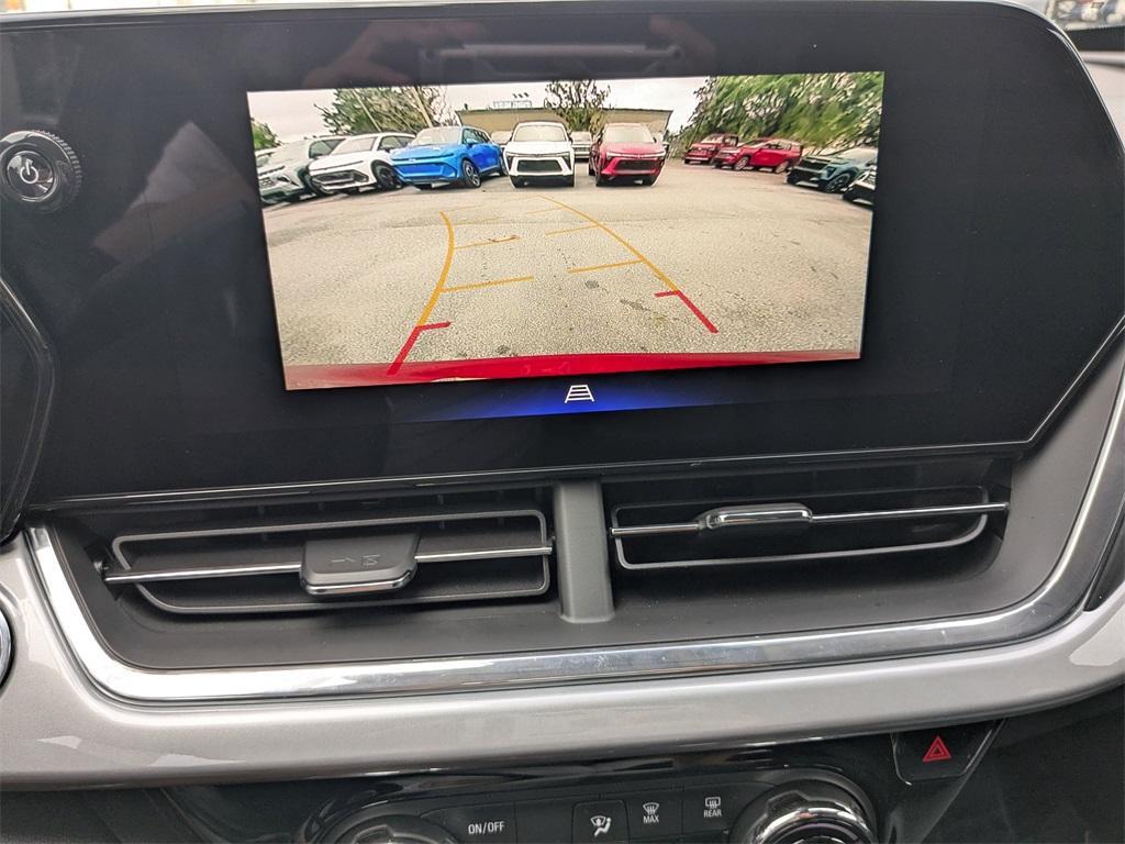 used 2025 Chevrolet Trax car, priced at $22,689