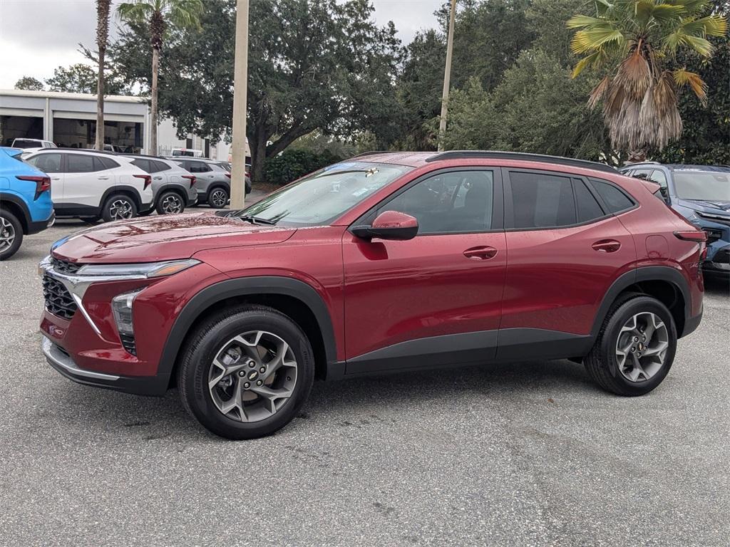 used 2025 Chevrolet Trax car, priced at $22,689