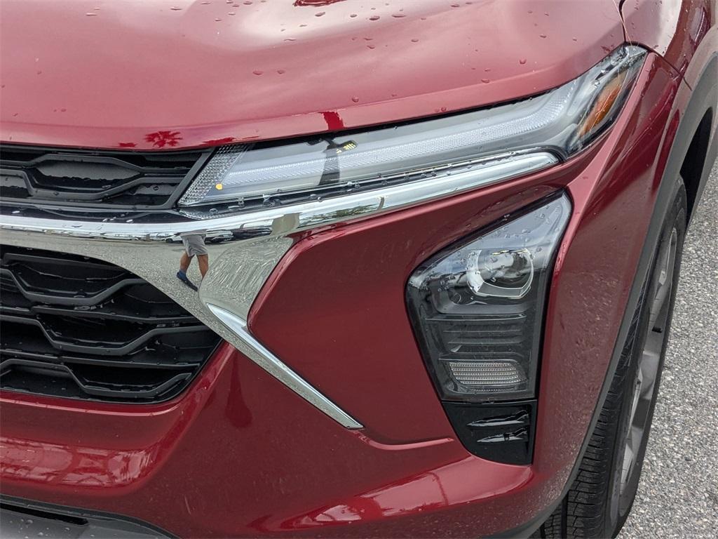 used 2025 Chevrolet Trax car, priced at $22,689