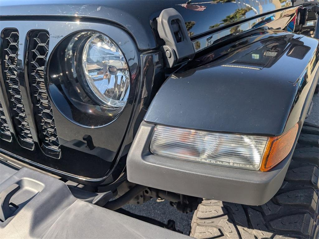 used 2022 Jeep Gladiator car, priced at $32,889