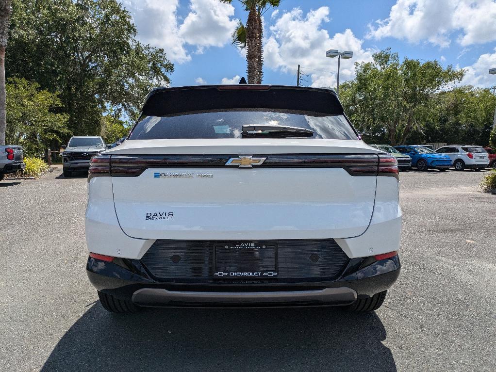 new 2025 Chevrolet Equinox EV car, priced at $36,885