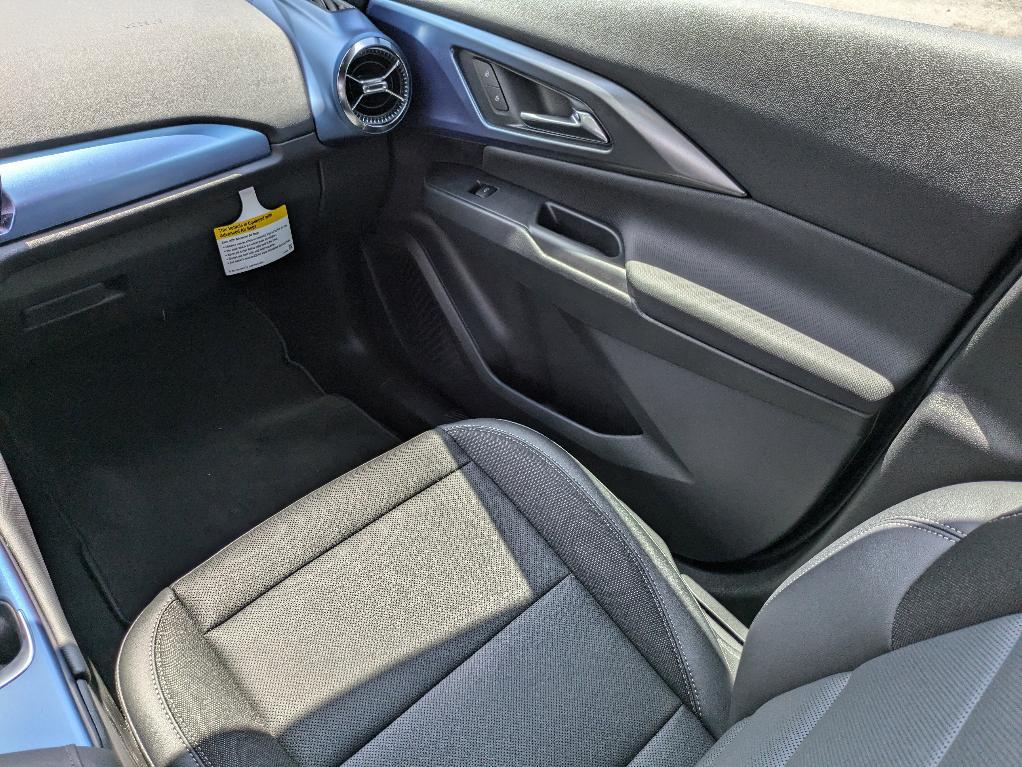 new 2025 Chevrolet Equinox EV car, priced at $36,885