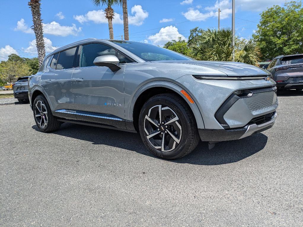new 2025 Chevrolet Equinox EV car, priced at $36,390