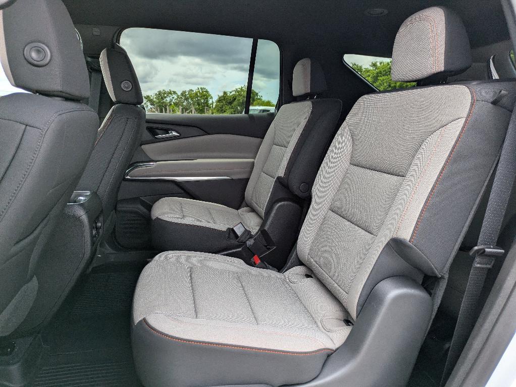 new 2025 Chevrolet Traverse car, priced at $41,545