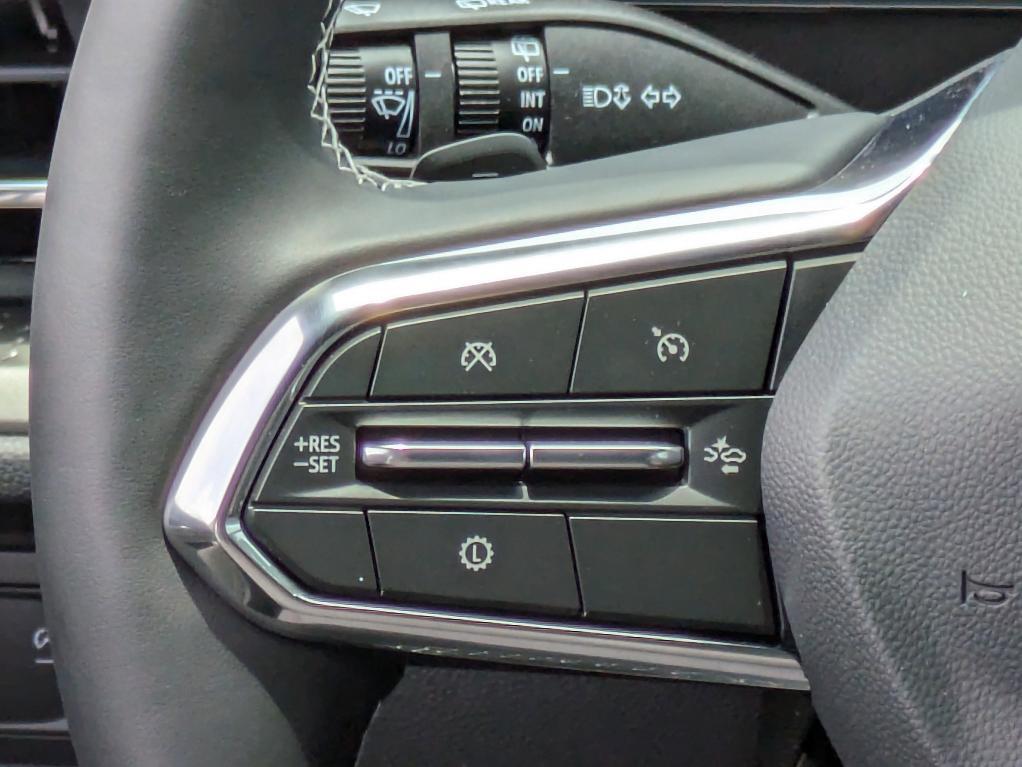 new 2025 Chevrolet Traverse car, priced at $41,545