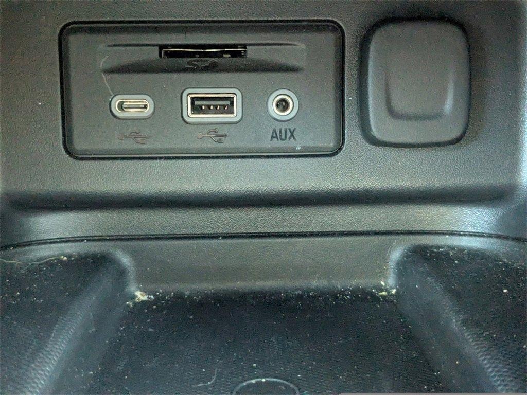 used 2023 Chevrolet Equinox car, priced at $23,789