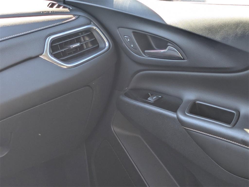 used 2023 Chevrolet Equinox car, priced at $21,987