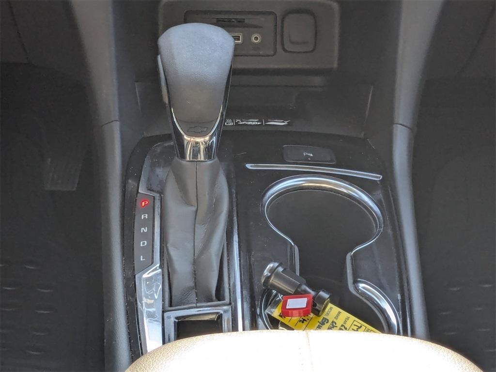 used 2023 Chevrolet Equinox car, priced at $21,987