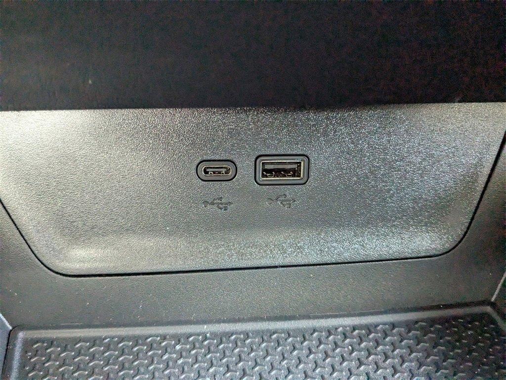 new 2025 Chevrolet Equinox car, priced at $30,490