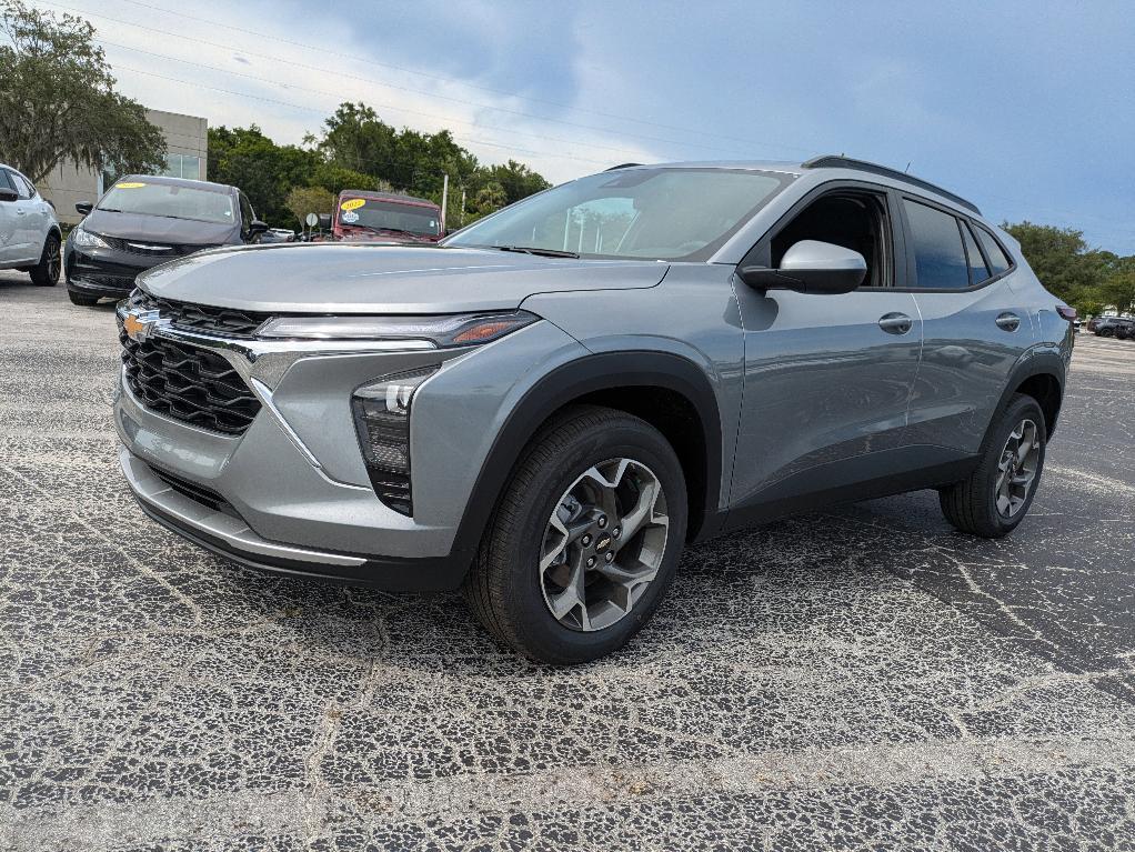 new 2025 Chevrolet Trax car, priced at $25,380