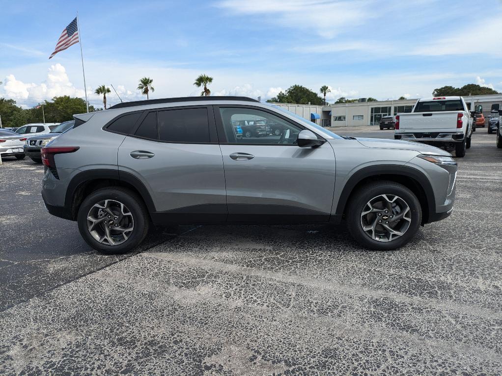new 2025 Chevrolet Trax car, priced at $25,380