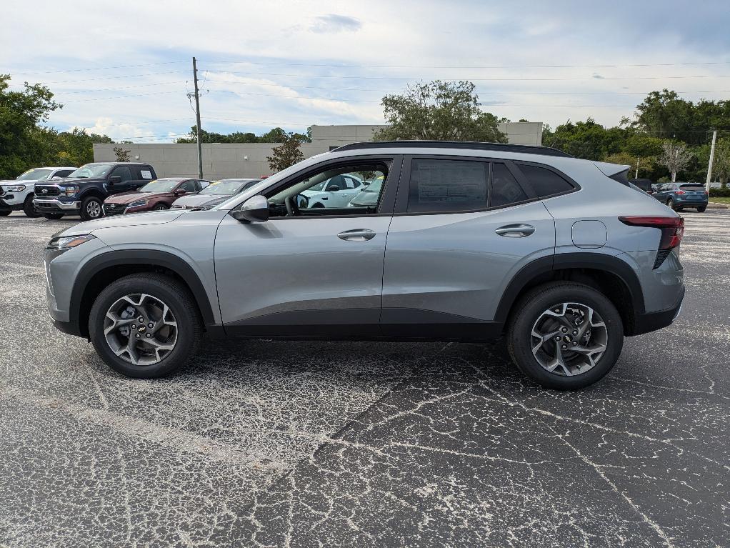 new 2025 Chevrolet Trax car, priced at $25,380