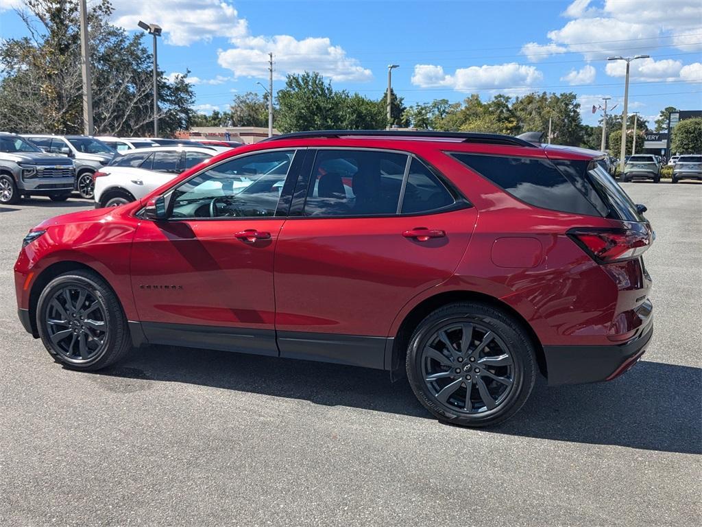 used 2024 Chevrolet Equinox car, priced at $25,389