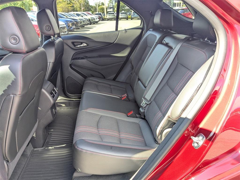 used 2024 Chevrolet Equinox car, priced at $25,389