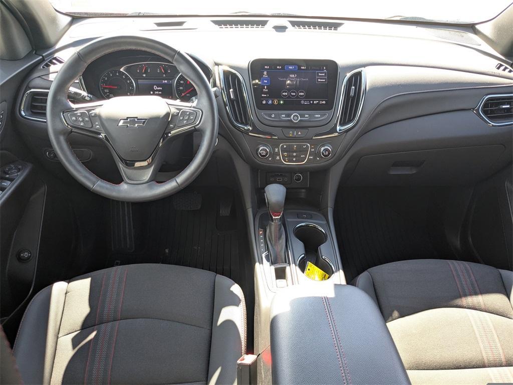 used 2024 Chevrolet Equinox car, priced at $25,389