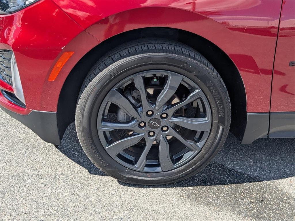 used 2024 Chevrolet Equinox car, priced at $25,389