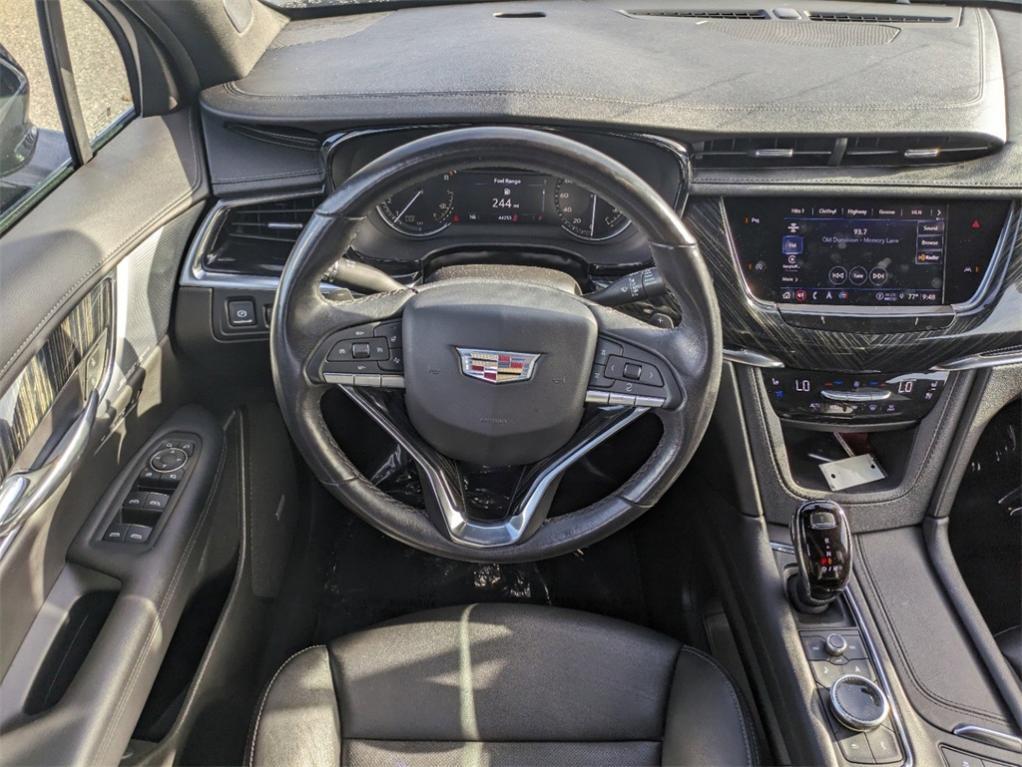 used 2023 Cadillac XT6 car, priced at $32,189